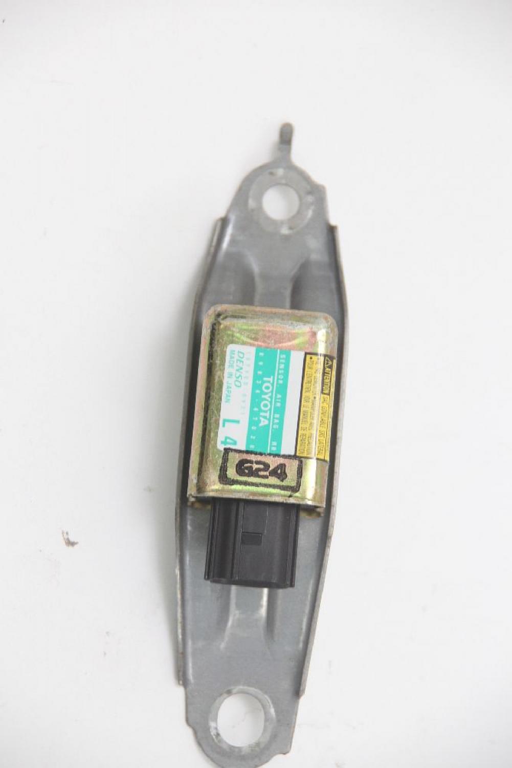 Airbag Sensor hinten links 8983447020 Toyota PRIUS 2 NHW20