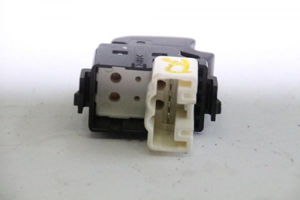 Schalter Fensterheber vorn rechts 848100D010 Toyota YARIS 1 XP1