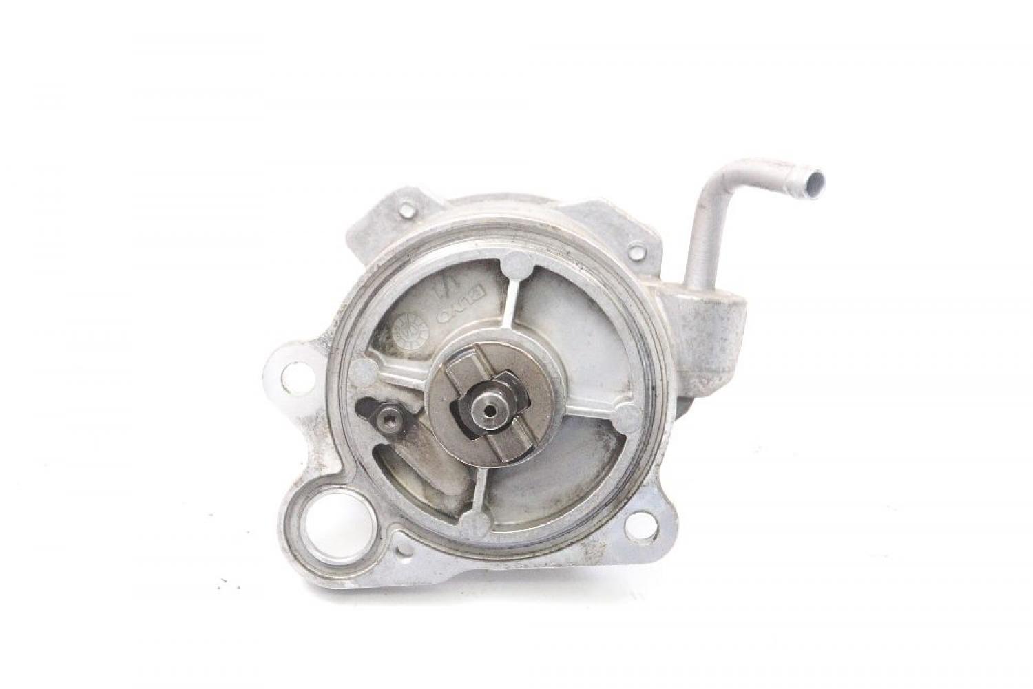 Vakuumpumpe 05070439 Toyota YARIS 1 XP1