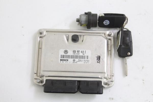 Steuergerät Motor 0281012211 VW PASSAT Variant 3BG