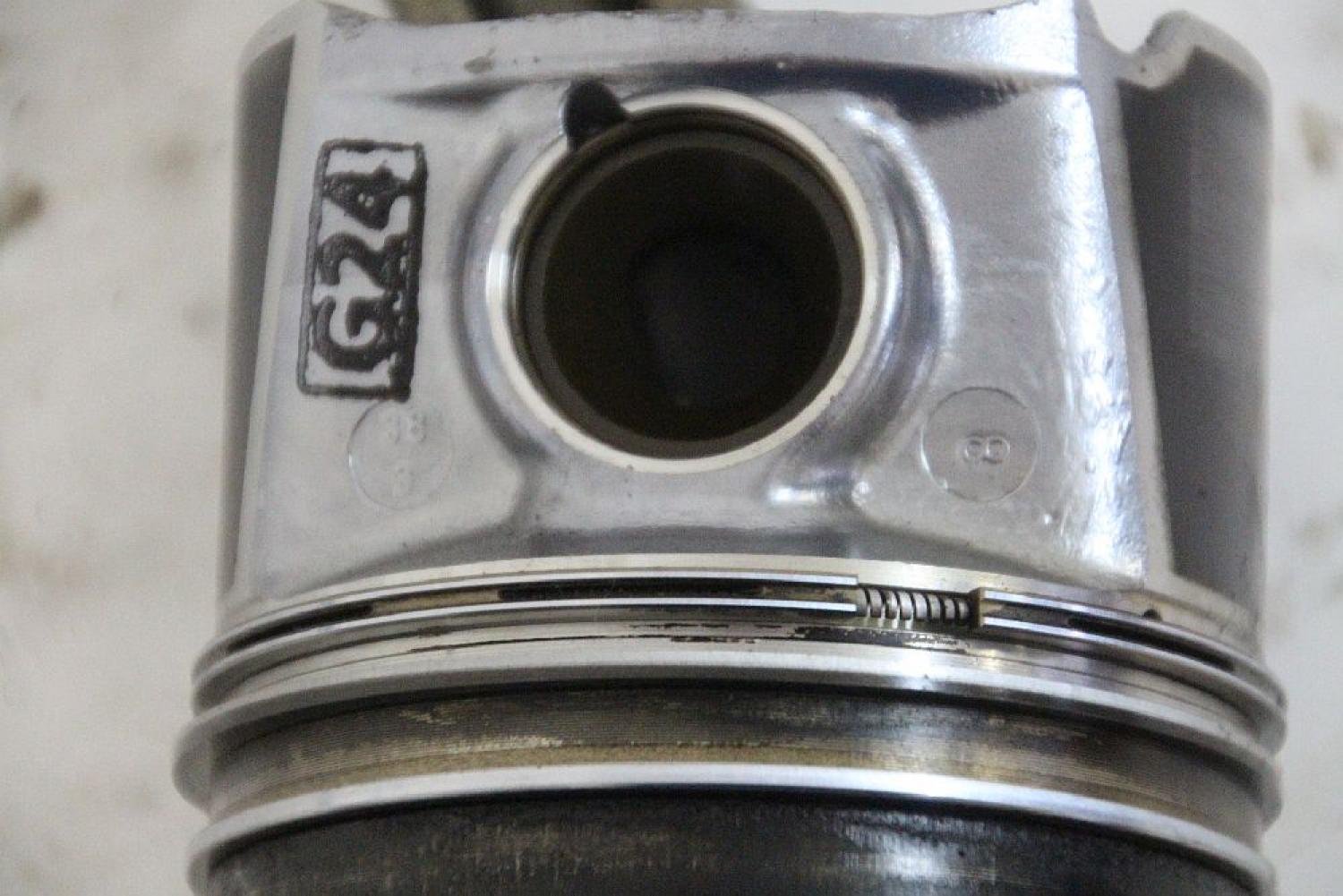 Kolben 059107065AC Audi A6 ALLROAD C5