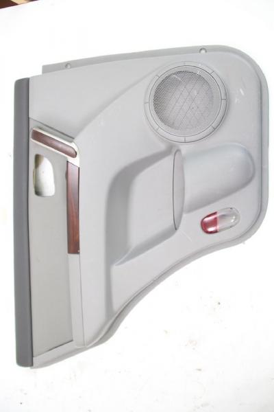 Türverkleidung innen 833013E050 Kia SORENTO 1 JC