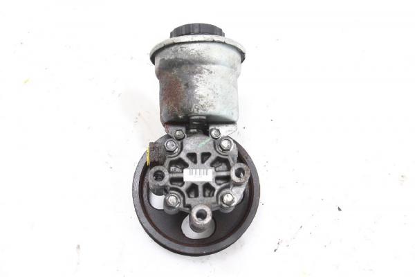 Lenkung Servopumpe 16F15329 Toyota AVENSIS 2 Kombi T25