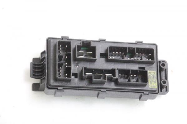 Sicherungskasten 03044D Daewoo EVANDA
