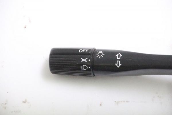 Querlenker vorn links Peugeot 107 3520Q2 1,0 03-2008 gebraucht 1