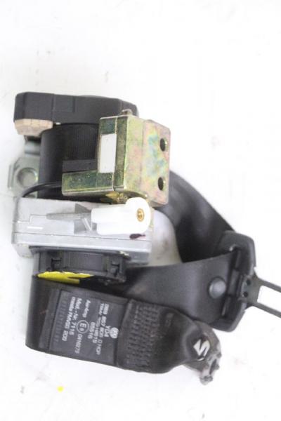 Sicherheitsgurt hinten links 3B9857805D VW PASSAT Variant 3BG
