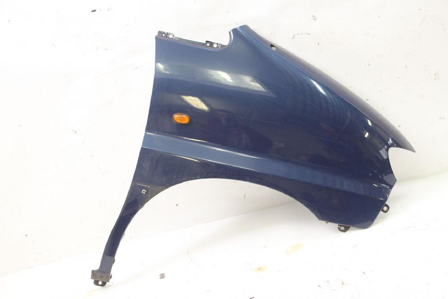 Kotflügel vorn rechts 663214A530 Hyundai H1 STAREX
