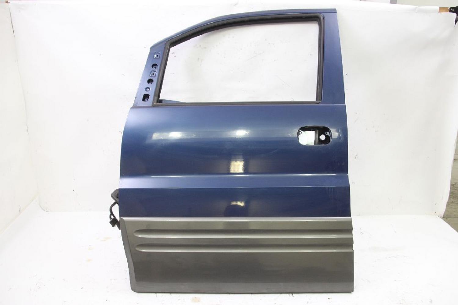 Tür vorn links 760034G010 Hyundai H1 STAREX