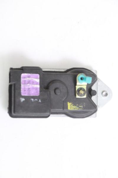 Stellmotor ZV hinten rechts 957604A010 Hyundai H1 STAREX