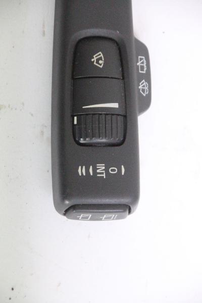 Gurt hinten links VW TOURAN 1 1T0857805C 10-2005 gebraucht 2