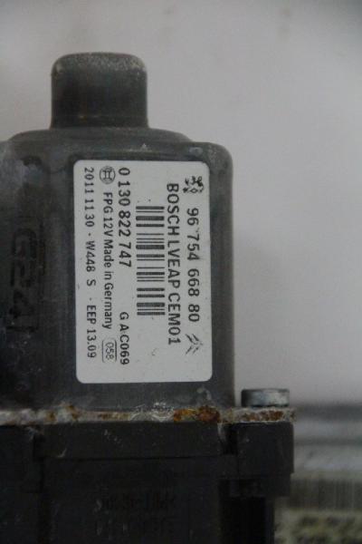 Blinkerschalter Citroen C-CROSSER 9831U81 6242AK 12-2008 gebraucht 1