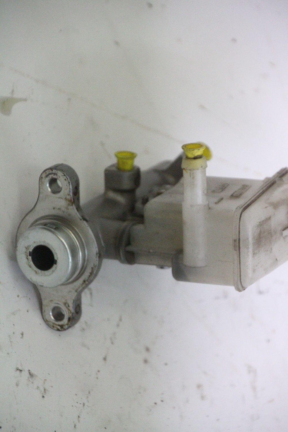 Hauptbremszylinder 460108H911 Nissan X-TRAIL 1