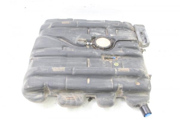 Kraftstofftank 6384710701 Mercedes VITO 1 W638