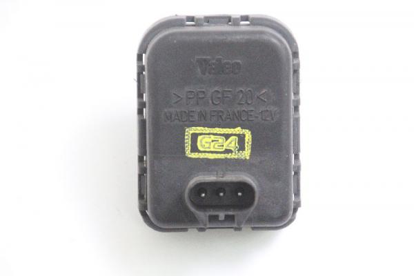 Sicherungskasten Mitsubishi CARISMA 2 DA 8609D05 Benzin 03-2000 gebraucht 2