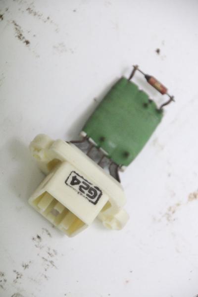 Heizgebläsevorwiderstand 3M5H18B647AC Ford FOCUS 2 Turnier