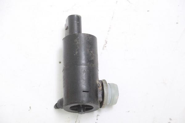 Scheibenwischerwasserpumpe 30358 Toyota YARIS 2 XP9