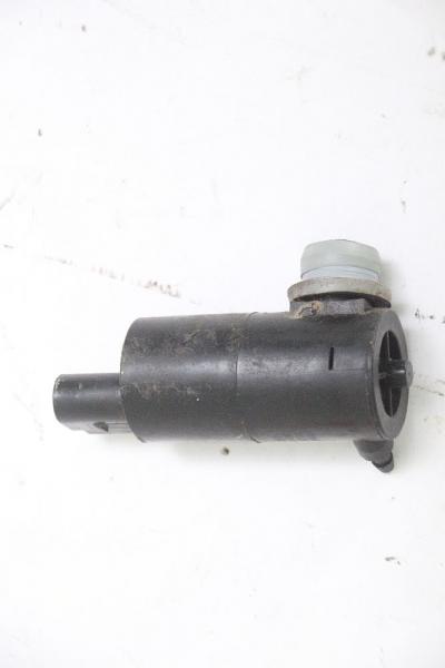 Fensterhebermotor vorn rechts Ford FUSION 0130821939 BOSCH 01-2004 gebraucht 1
