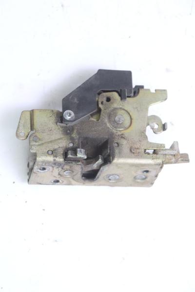 Türschloß vorn rechts 9017200235 Mercedes SPRINTER 902