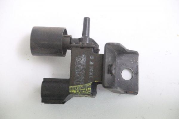 Unterdruckventil 81X24EG Toyota COROLLA 9 E12