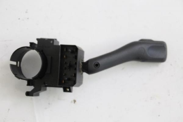 Schalter Blinker 8L0953513G VW BORA Variant