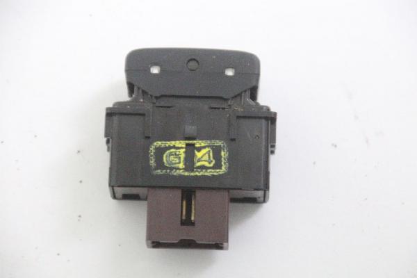 Gurt hinten links Mazda 2 DE DF7157790D01 08-2011 gebraucht 2