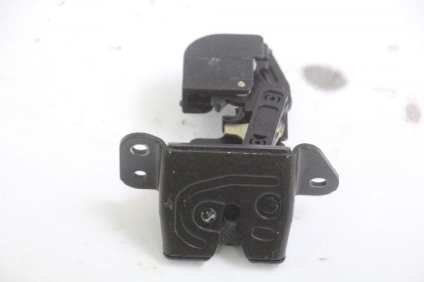Schloß Heckklappe 812302B000 Hyundai SANTA FE 2 CM