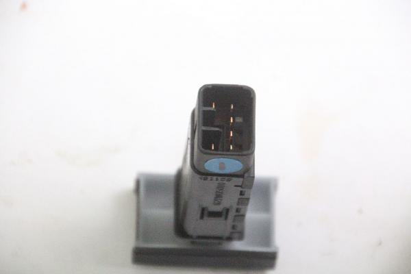 Schalter Scheibenheizung 937202B100 Hyundai SANTA FE 2 CM