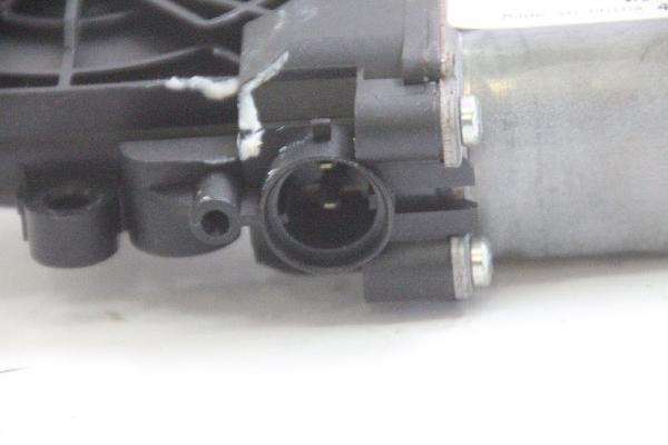 Fensterheber-Motor hinten links 834502B000 Hyundai SANTA FE 2 CM