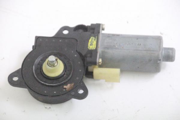 Fensterheber-Motor vorn rechts 0130821939 Ford FUSION