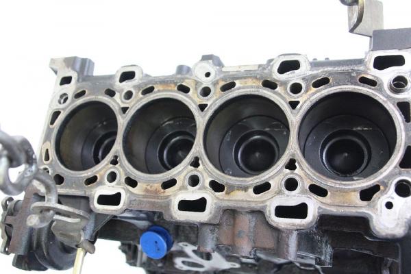 Motorblock 4431091 Opel VIVARO A