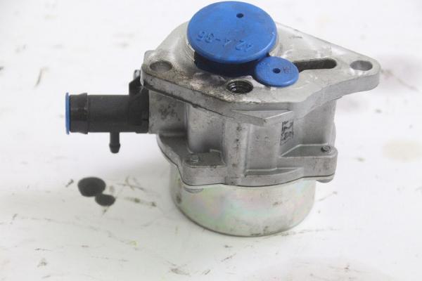 Vakuumpumpe 1465000Q2C Nissan QASHQAI II