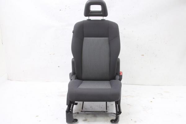 Sitz vorn rechts 1RG66XDVAA Jeep PATRIOT