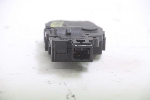 Stellmotor Heizung 28022014 BMW 1er F20