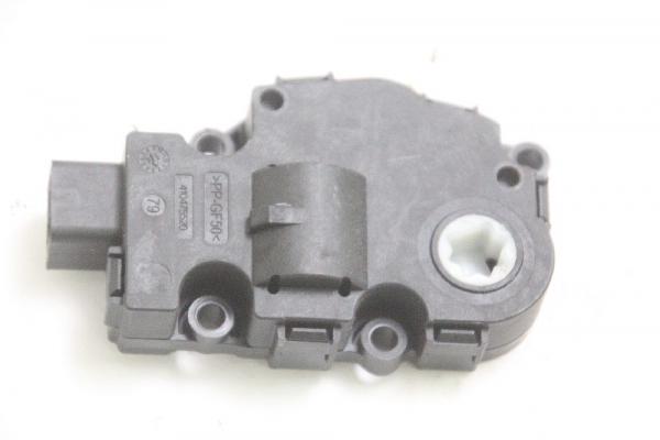 Stellmotor Heizung 28022014 BMW 1er F20