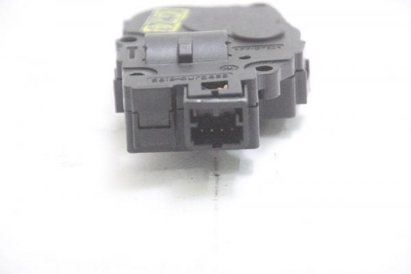 Stellmotor Heizung 28022014 BMW 1er F20