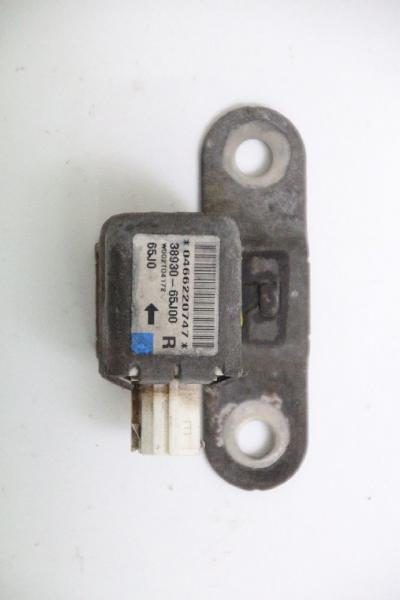 Airbag Sensor vorn rechts 3893065J00 Suzuki GRAND VITARA 2