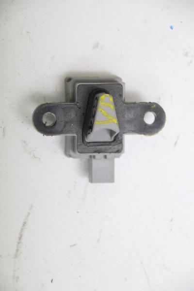 Airbag Sensor vorn rechts 56054047AB Dodge JOURNEY