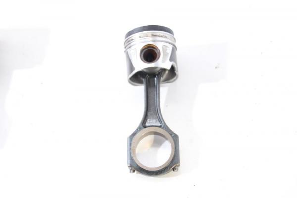 Kolben 6510301017 Mercedes VITO 2 W639 4x4