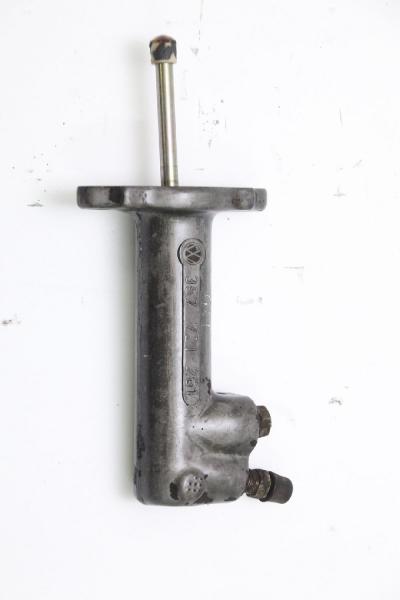 Kupplung - Nehmerzylinder 357721261 VW PASSAT Variant 35I
