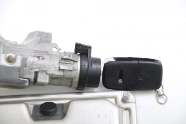 Steuergerät Motor 0281011142 Audi A4 Avant 8E B6