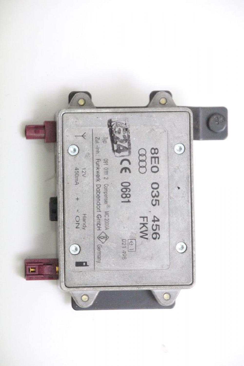 Antennenweiche 8E0035456 Audi A4 Avant 8E B6