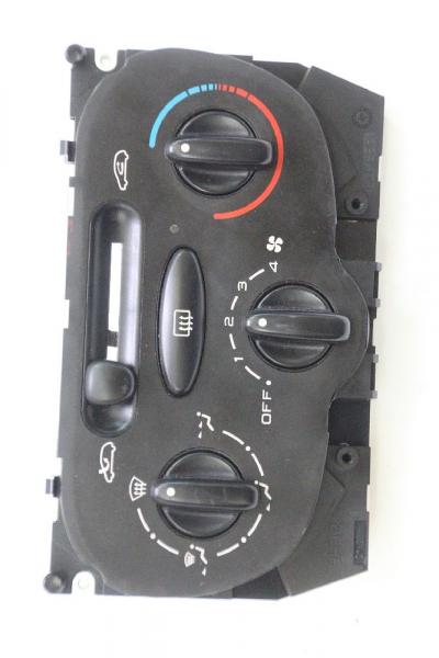 Schalter Heizung 64138 Peugeot 206 2A
