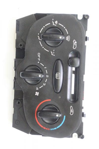 Schalter Heizung 64138 Peugeot 206 2A