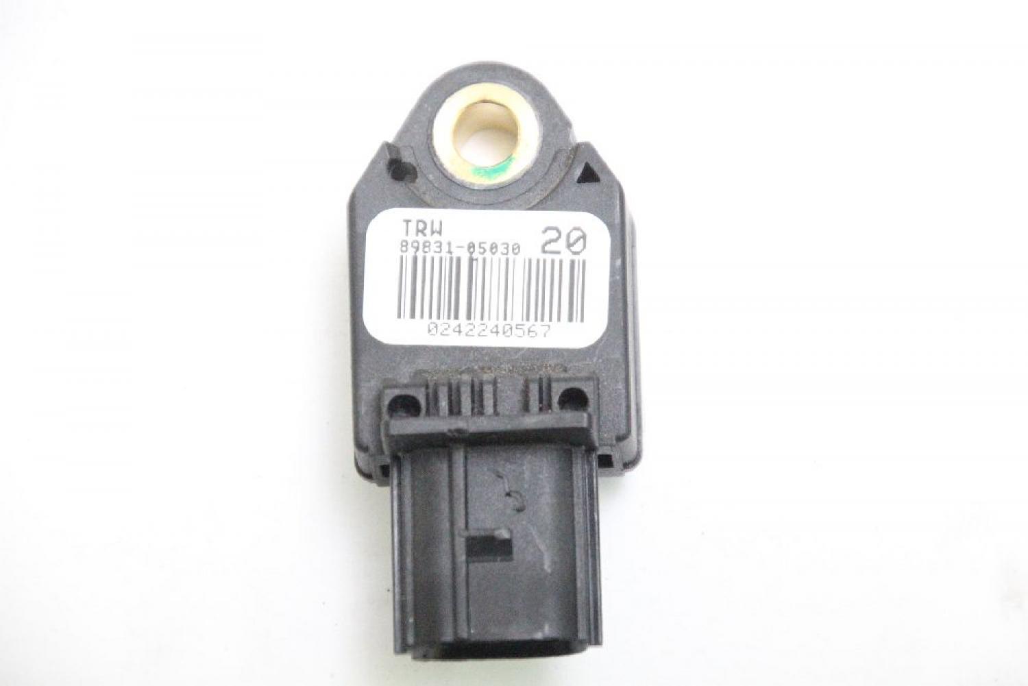 Airbag Sensor hinten links 8983105030 Toyota AVENSIS 3 T27