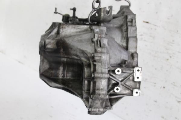 Getriebe 6 Gang 3030020A20 Toyota AVENSIS 3 T27
