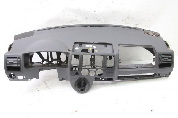 Armaturenbrett 7H1857003 VW T5 Kasten