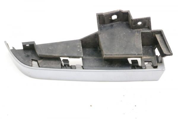 Rückleuchtenblende 51127006824 BMW 3er Compact E46