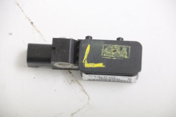Airbag Sensor links GJ6A57KCO Mazda 6 HB GG