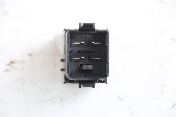 Schalter Warnblink 1K0953509A VW GOLF 5