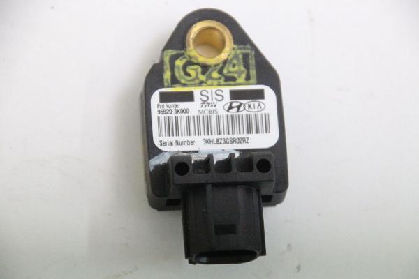 Airbag Sensor vorn rechts 959203K000 Kia CEED 1 SW ED